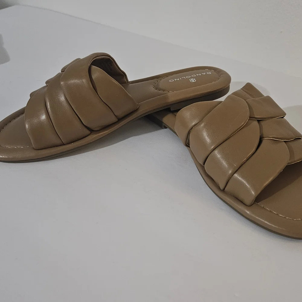 Bandolino Women's Tan Slide Sandals Size 8 Slip On Flats